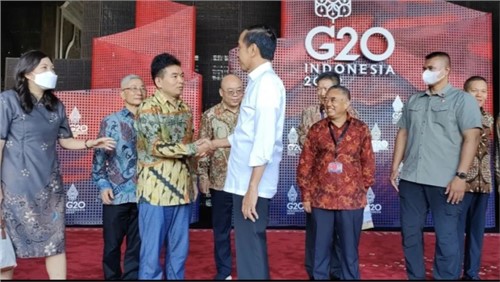 中偉股份董事長(zhǎng)鄧偉明出席B20峰會(huì)丨受到印尼總統(tǒng)接見(jiàn)，取得豐碩成果